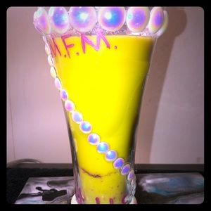 Tropical pleasures candle